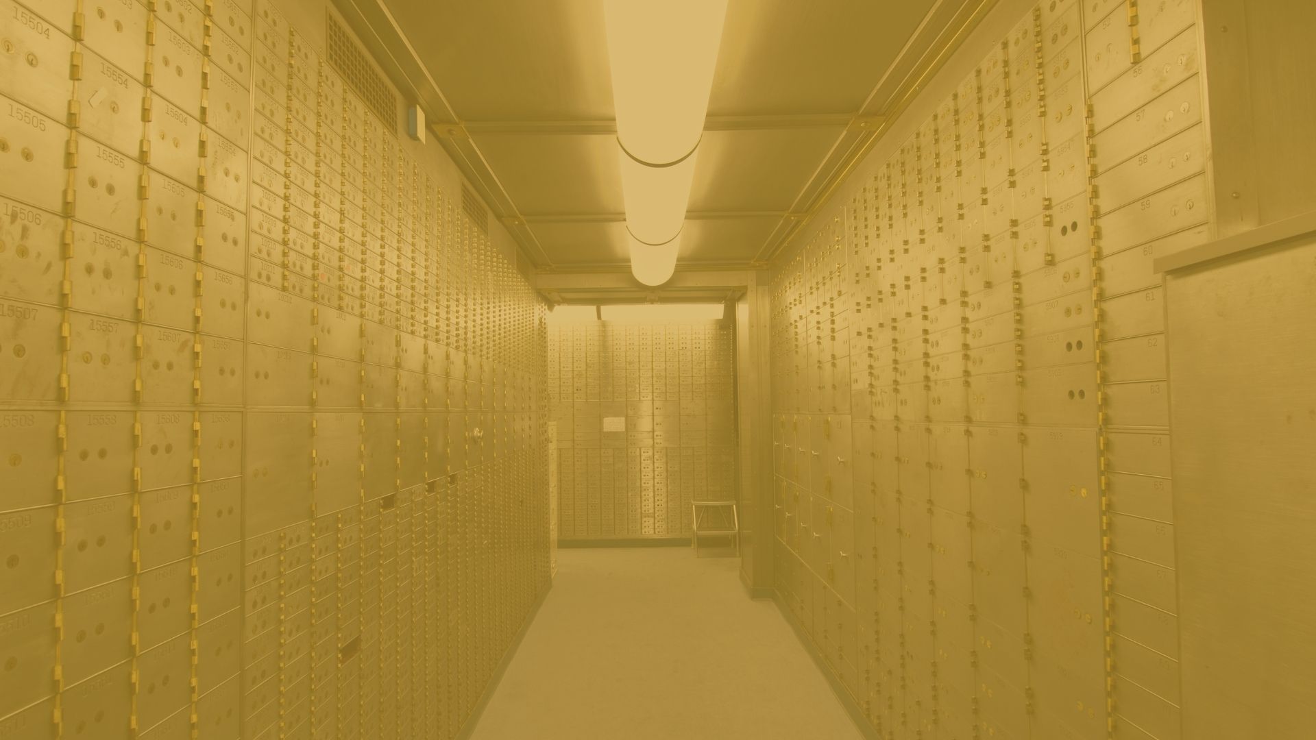 4 Reasons a Private Vault Outsmarts a Bank Safe Deposit Box
